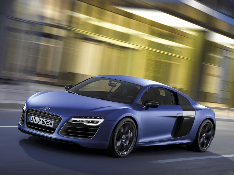  Audi R8 V10 Plus 2012 года  (WW) (фото 13 из 23)